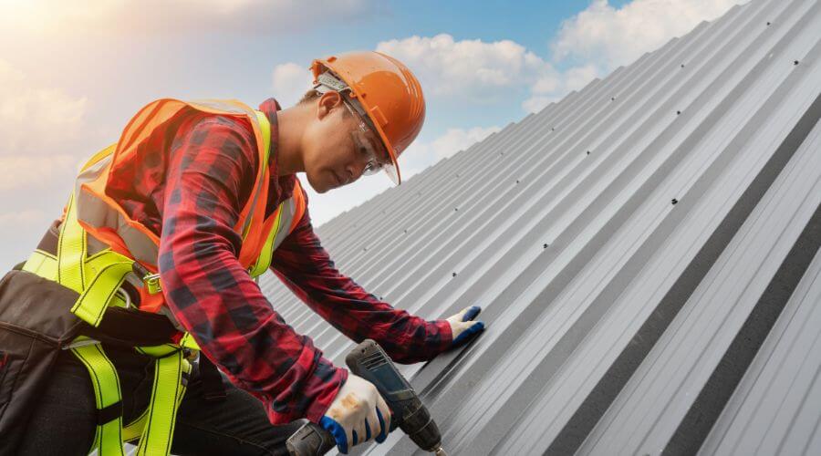 Professional Emergency Roof Repairs services in Tucker, AR